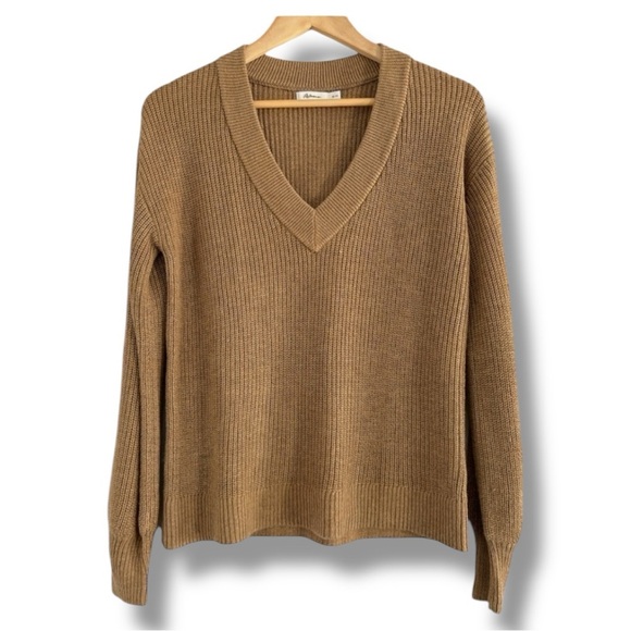 Reitmans V-Neck Knit Sweater Tan - Picture 5 of 13
